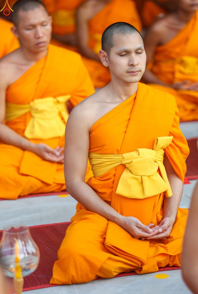 ภาพ No.302793:วันที่ 24 มกราคม พ.ศ. 2569 พิธีจุดประทีปธรรมถวายเป็นพุทธบูชา  และบูชาธรรมมหาปูชนียาจารย์  ณ อาคารธรรมยาตรา กตัญญูบูชามหาปูชนียาจารย์  ตรงข้ามวัดปากน้ำภาษีเจริญ จ.กรุงเทพมหานคร ในโครงการธรรมยาตรา กตัญญูบูชา มหาปูชนียาจารย์ พระมงคลเทพมุนี(สด จนฺทสโร) พระผู