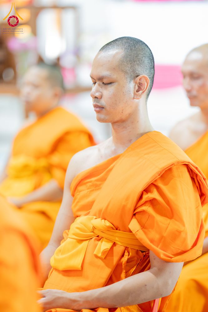 ภาพ No.336502:วันอาทิตย์ที่ 21 มิถุนายน 2569  พิธีตักบาตรพระใหม่ โครงการอุปสมบทหมู่ รุ่นผู้บริหาร  ณ วิหารคด วัดพระธรรมกาย
