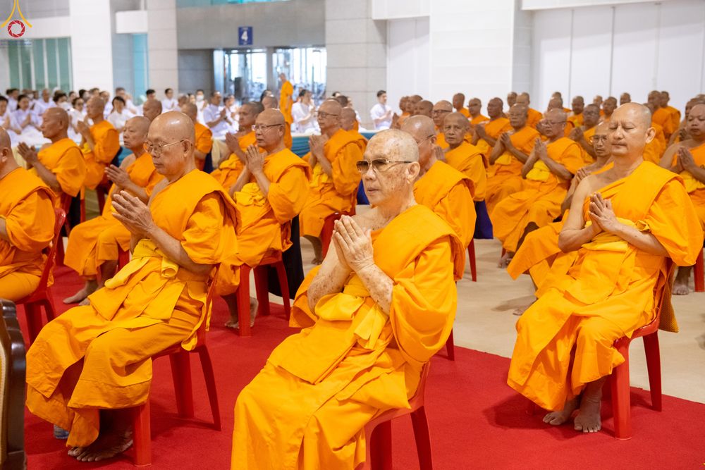 ภาพ No.311721:วันอังคารที่ 3 มีนาคม พ.ศ.2569 ปฏิบัติธรรมภาคสายวันมาฆบูชา พิธีถวายภัตตาหารเป็นสังฆทาน ณ สภาธรรมกายสากล วัดพระธรรมกาย