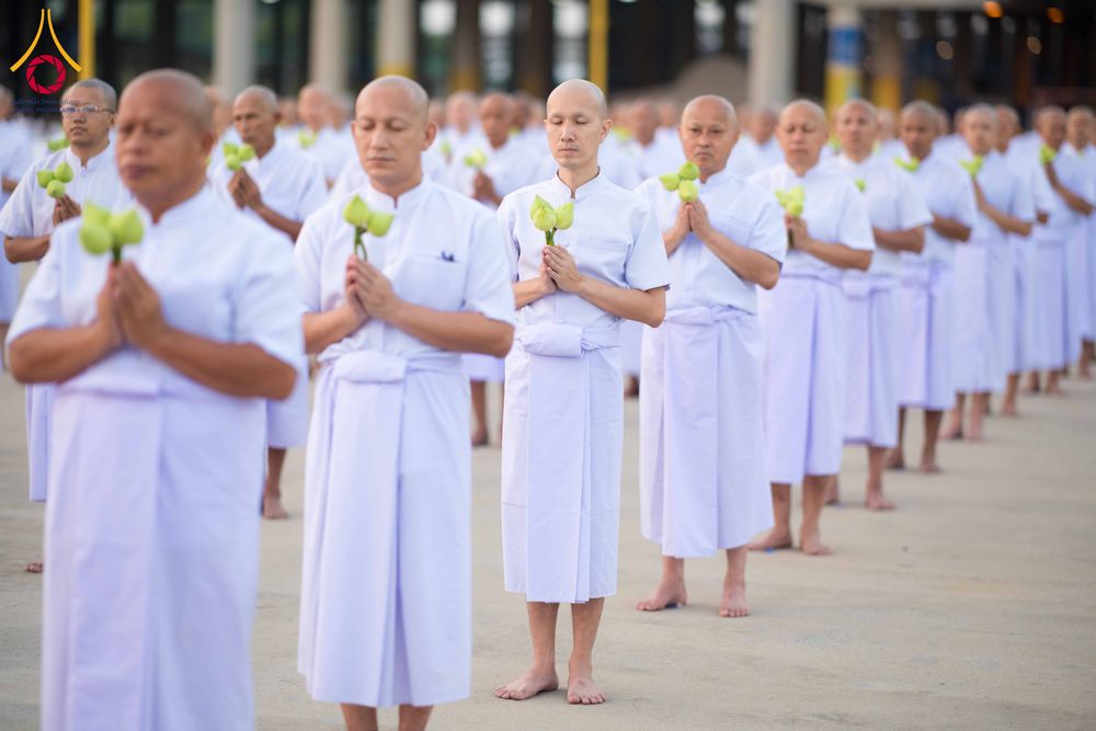 ภาพ No.320780:วันเสาร์ที่ 11 เมษายน พ.ศ.2569 พิธีเวียนประทักษิณ พิธีวันทาเจดีย์ โครงการอุปสมบทหมู่ บูชาธรรมหลวงพ่อธัมมชโย พ.ศ.2569 โครงการอุปสมบทหมู่ธรรมทายาท ระดับอุดมศึกษา รุ่น 53 (ภาคฤดูร้อน) ณ วัดพระธรรมกาย ปทุมธานี