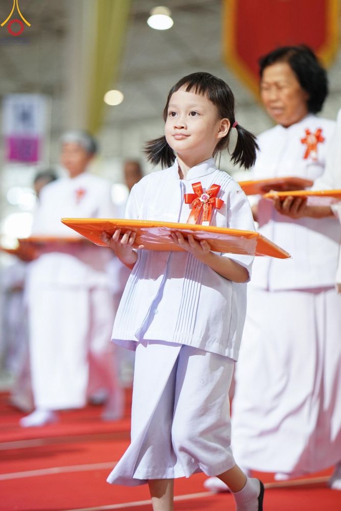 ภาพ No.178039:พิธีทอดผ้าป่าต้นสมบัติจักรพรรดิ ในวันอาทิตย์ที่ 1 ธันวาคม พ.ศ. 2567 ณ สภาธรรมกายสากล วัดพระธรรมกาย