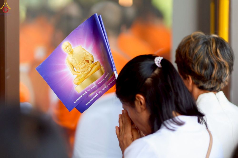 ภาพ No.249253:วันที่ 20 กันยายน พ.ศ. 2568 พิธีประดิษฐานรูปหล่อหลวงปู่วัดปากน้ำ ภาษีเจริญ ณ วิหารพระมงคลเทพมุนี (สด จนฺทสโร) ศูนย์ปฏิบัติธรรมภูเก็ต จ.ภูเก็ต