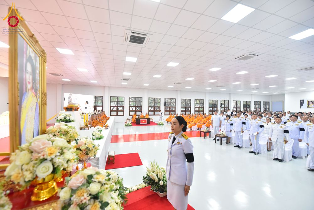 ภาพ No.280725:วันศุกร์ที่ 12 ธันวาคม พ.ศ.2568 พิธีบำเพ็ญกุศลปัญญาสมวาร (50 วัน) อุทิศถวายพระราชกุศลแด่ “พระพันปีหลวง” ณ วัดพระธรรมกาย