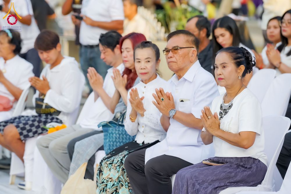 ภาพ No.313856:วันอาทิตย์ที่ 14 มีนาคม พ.ศ. 2569 ทำบุญเมืองหาดใหญ่ตักบาตรพระ 1,109 รูป เติมบุญใหญ่ หลังวิกฤตมหาอุทกภัย ณ ซุ้มประตูไชน่าทาวน์ ถนนศุภสารรังสรรค์ อ.หาดใหญ่ จ.สงขลา