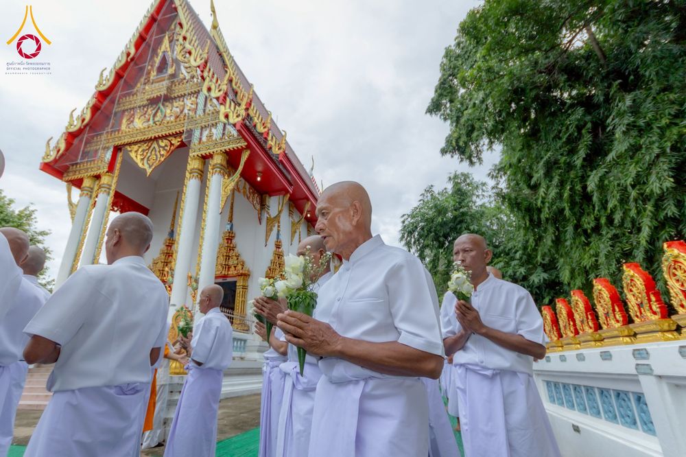 ภาพ No.231770:วันเสาร์ ที่ 5 กรกฎาคม พ.ศ. 2568 พิธีบรรพชา อุปสมบท โครงการอุปสมบท บูชาธรรมมหาปูชนียาจารย์ รุ่นเข้าพรรษา ณ วัดเกาะแก้วประชานุรักษ์ อ.วังทอง  จ.พิษณุโลก