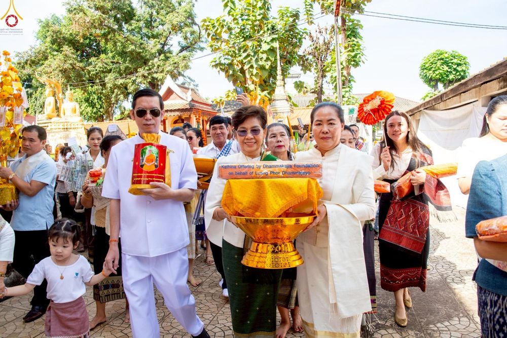 ภาพ No.271725:วันอาทิตย์ที่ 26 ตุลาคม พ.ศ. 2568 กฐินสมทบวัดต่างประเทศ โดยคณะศิษยานุศิษย์ บูชาธรรม 81 ปี  หลวงพ่อธัมมชโย ณ วัดสีอัมพอน นครเวียงจันทน์ สปป.ลาว