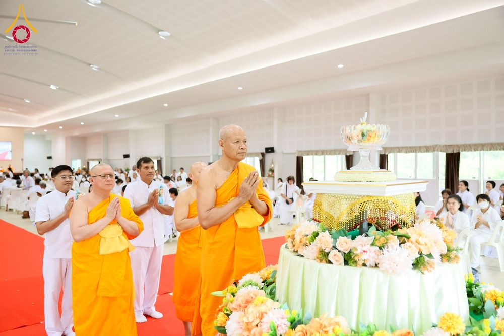 ภาพ No.254776:วันที่ 15 ตุลาคม พ.ศ. 2568 พิธีบรรจุพระบรมสารีริกธาตุภายในพระเกตุองค์พระประธาน สมโภชพระประธาน พระธรรมกาย ณ ศูนยอบรมเยาวชนกาญจนบุรี