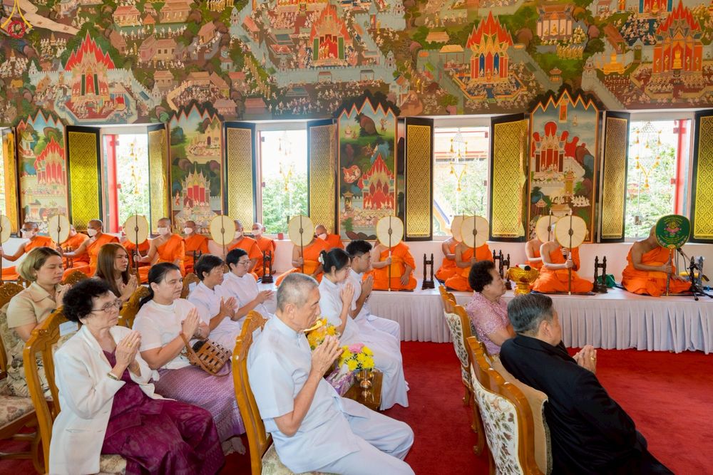 ภาพ No.262849:วันที่ 12 ตุลาคม พ.ศ. 2568 พิธีทอดกฐินสามัคคีทั่วไทย 30,000 วัด โดยคณะศิษยานุศิษย์ บูชาธรรม 81 ปี หลวงพ่อธัมมชโย ณ วัดแคนอก ต.บางกระสอ อ.เมืองนนทบุรี จ.นนทบุรี