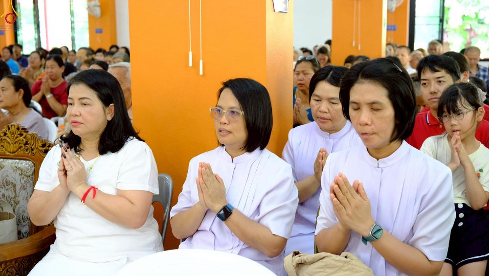 ภาพ No.258076:วันที่ 18 ตุลาคม พ.ศ. 2568 พิธีทอดกฐินสามัคคีทั่วไทย 30,000 วัด โดยคณะศิษยานุศิษย์ บูชาธรรม 81 ปี หลวงพ่อธัมมชโย ณ วัดสนมไทย อ.หนองแค จ.สระบุรี