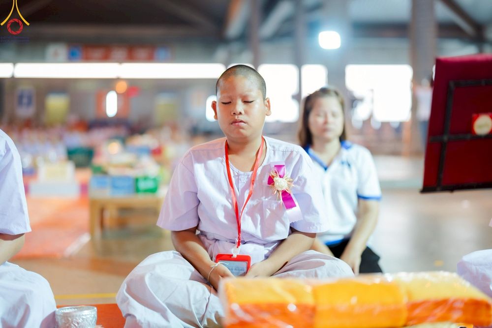 ภาพ No.214572:วันศุกร์ที่ 4 เมษายน พ.ศ.2568 นาคธรรมทายาทตักบาตรพระพี่เลี้ยง ในโครงการบรรพชาสามเณร ฟื้นฟูพระพุทธศาสนาทั่วไทย ณ วิหารคด 22 วัดพระธรรมกาย