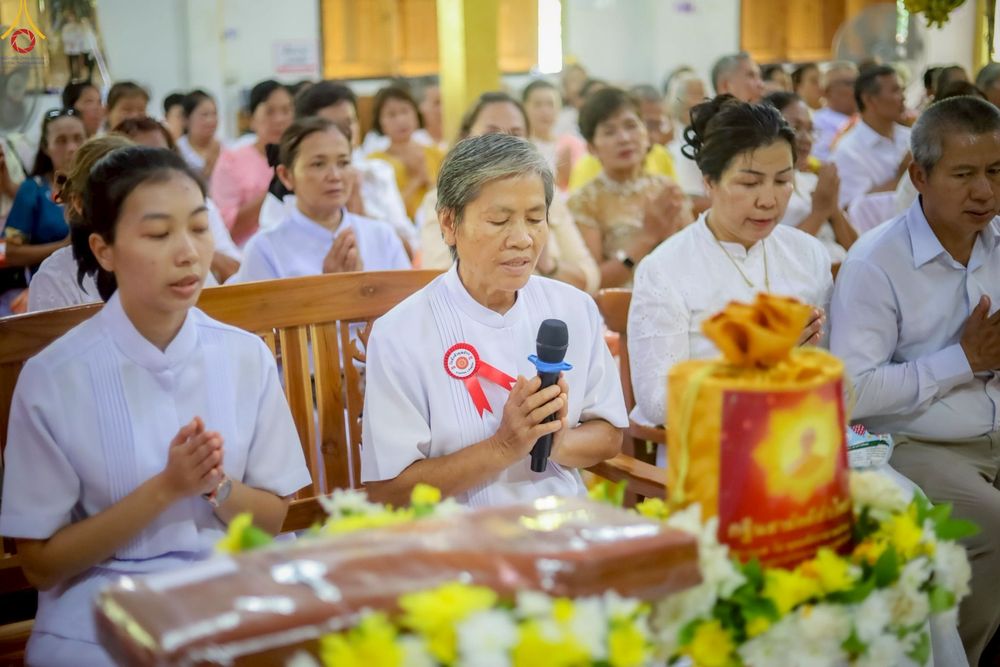 ภาพ No.255355:วันที่ 13 ตุลาคม พ.ศ. 2568 พิธีทอดกฐินสามัคคีทั่วไทย 30,000 วัด โดยคณะศิษยานุศิษย์ บูชาธรรม 81 ปี หลวงพ่อธัมมชโย ณ วัดมิ่งฟ้าคุณจักร ต.หนองกระท้าว อ.นครไทย จ.พิษณุโลก