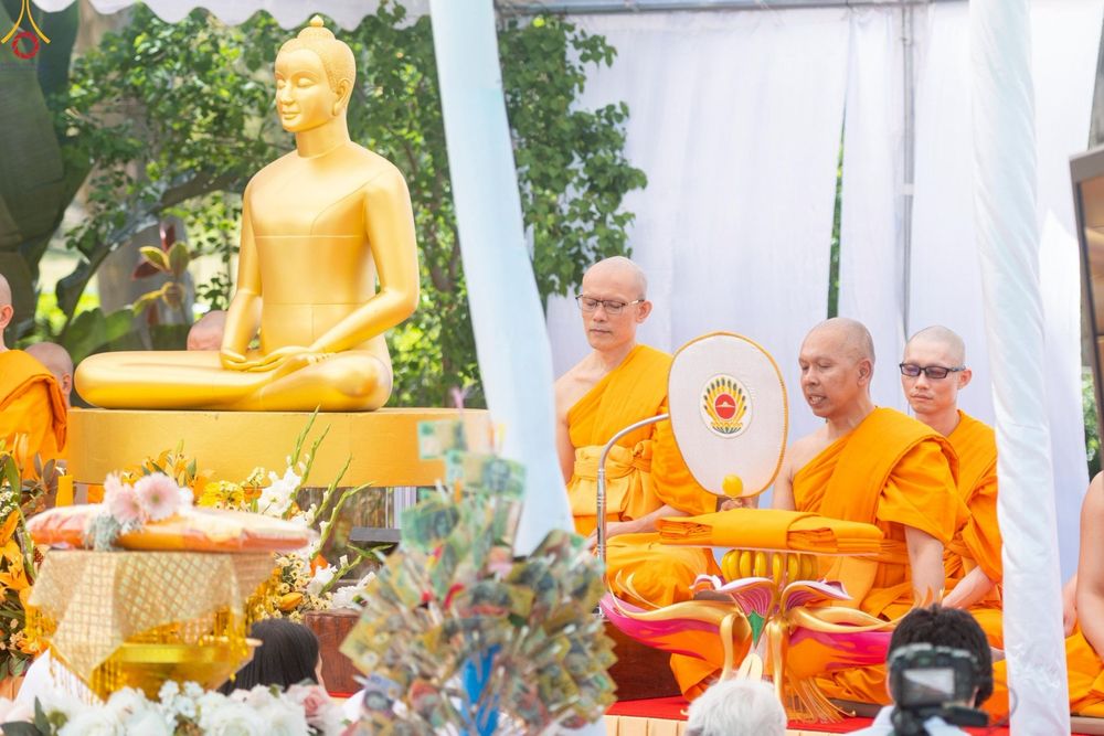 ภาพ No.260581:วันอาทิตย์ที่ 19 ตุลาคม พ.ศ. 2568 พิธีทอดกฐินสามัคคี ณ วัดพระธรรมกายซิดนีย์ ประเทศออสเตรเลีย  เพื่อสร้างอาคารปฏิบัติธรรม “คุณยายอาจารย์มหารัตนอุบาสิกาจันทร์ ขนนกยูง”
