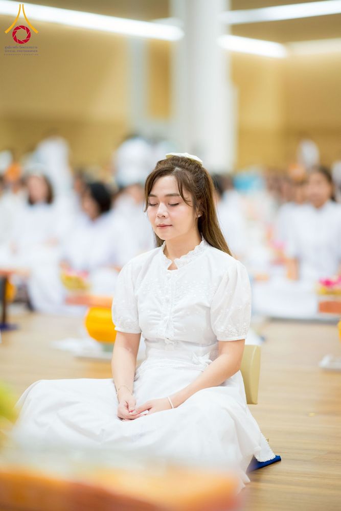 ภาพ No.270583:วันอาทิตย์ที่ 16 พฤศจิกายน พ.ศ. 2568 ถวายกองทุนโครงการอุปสมบทหมู่ 3,000 รูปทั่วไทย  รุ่นบูชาธรรมมหาปูชนียาจารย์ ณ ห้องแก้วสารพัดนึก 2 สภาธรรมกายสากล วัดพระธรรมกาย