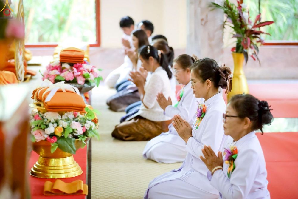 ภาพ No.251006:วันที่ 9 ตุลาคม พ.ศ. 2568 พิธีทอดกฐินสามัคคีทั่วไทย 30,000 วัด โดยคณะศิษยานุศิษย์ บูชาธรรม 81 ปี หลวงพ่อธัมมชโย ณ วัดห้วยน้ำริน ต.ร่องจิก อ.ภูเรือ จ.เลย