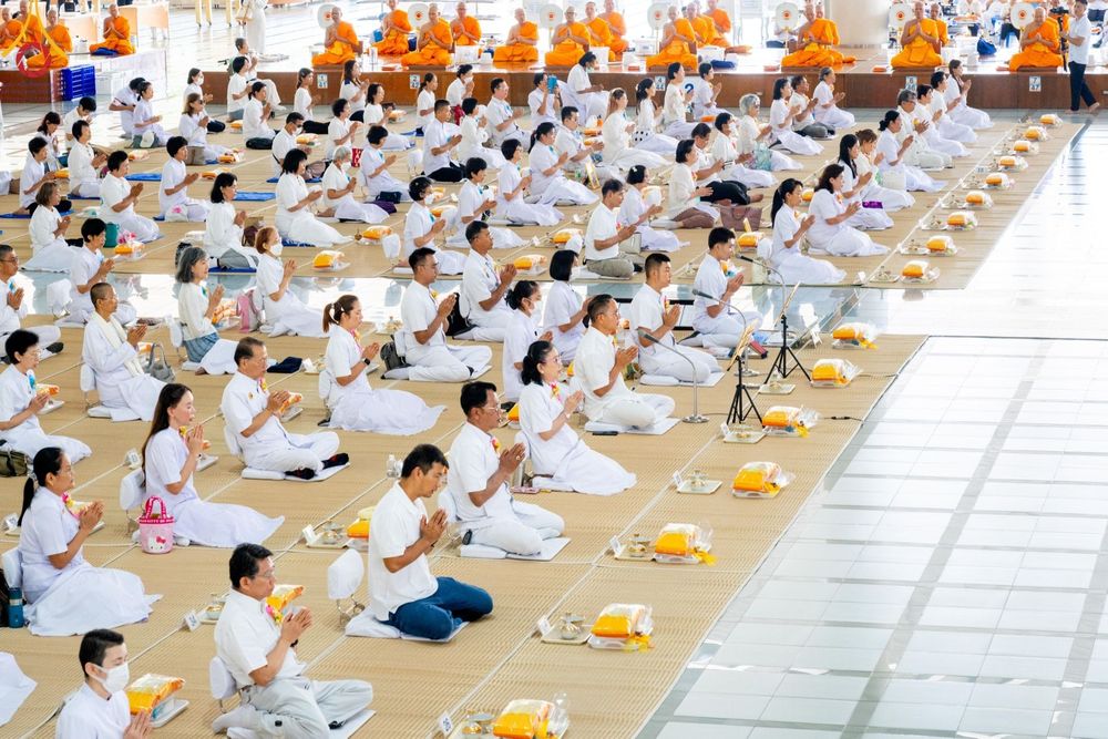 ภาพ No.167395:พิธีบุพเปตพลี ครั้งที่ 157 ร่วมอุทิศบุญกุศลแด่หมู่ญาติที่ล่วงลับไปแล้ว และสืบทอดอายุพระพุทธศาสนา วันพฤหัสที่ 31 ตุลาคม พ.ศ. 2567 (วันพระ แรม 14 ค่ำ เดือน 11) ณ หอฉันคุณยายอาจารย์ฯ วัดพระธรรมกาย