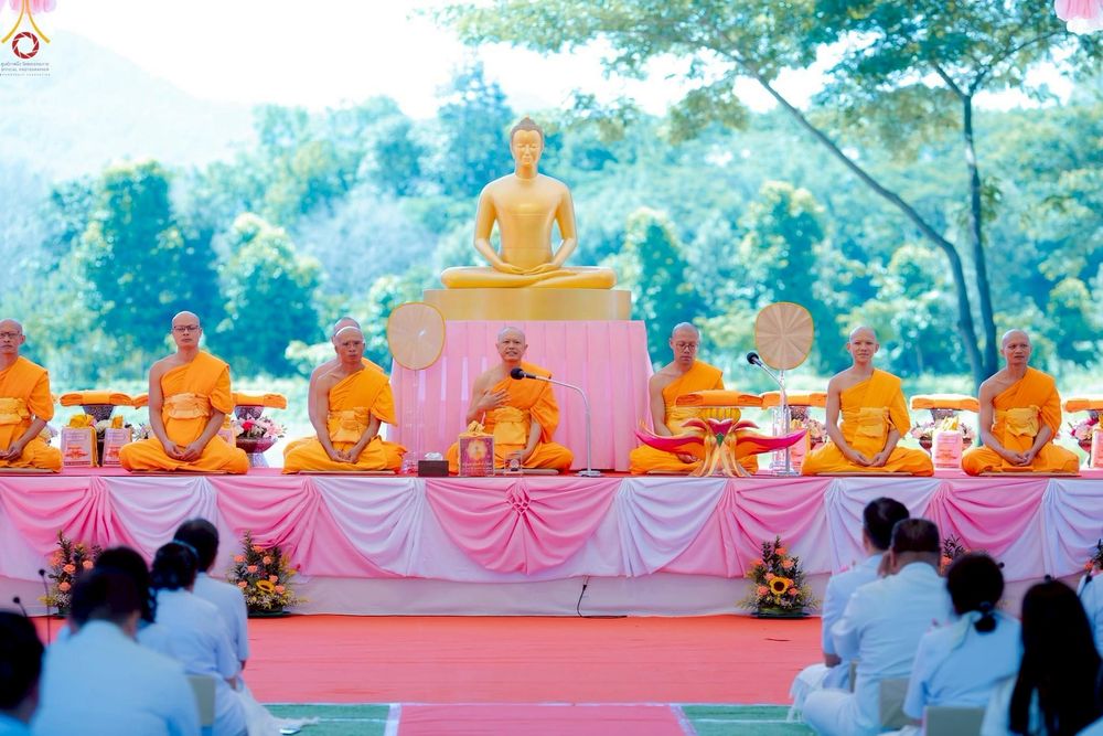 ภาพ No.277269:วันเสาร์ที่ 18 ตุลาคม พ.ศ. 2568 พิธีทอดกฐินสามัคคี สร้างอาคารปฏิบัติธรรม 80 ปี  พระครูบาไชยบูลย์ (หลวงพ่อธัมมชโย) และพิธีทอดกฐินสามัคคีทั่วไทย 30,000วัด ณ ศูนย์ปฏิบัติธรรมนานาชาติปาย  ต.แม่ฮี้ อ.ปาย จ.แม่ฮ่องสอน