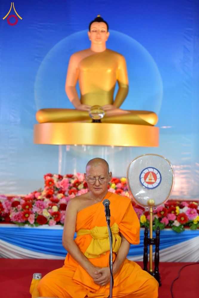 ภาพ No.238077:วันอังคารที่ 12 สิงหาคม พ.ศ. 2568 กิจกรรมวันแม่แห่งชาติ พิธีเปิดห้องปฎิบัติธรรม "กลางใส ใจสว่าง" (World Inner Peace Meditation Room) พิธีลูกกราบคุณแม่-คุณพ่อ พิธีทอดผ้าป่ากองทุนเลี้ยงพระ&กฐิน 30,000 วัด(บูชาธรรมหลวงพ่อ) พิธีไถ่โคท้อง 2 ตัว  ณ วิหารคด 2 ว