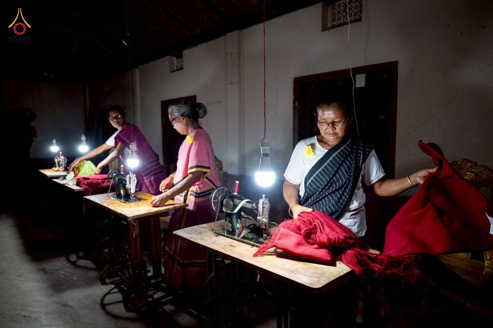 ภาพ No.257487:วันที่ 17 ตุลาคม พ.ศ. 2568 พิธีทอดกฐินสมทบวัดกัลยาณมิตรต่างประเทศ  บูชาธรรม 81 ปี หลวงพ่อธัมมชโย ณ ศูนย์ปฏิบัติธรรมไมตรีปูร์ เมืองคาร์การชารี ประเทศบังกลาเทศ 