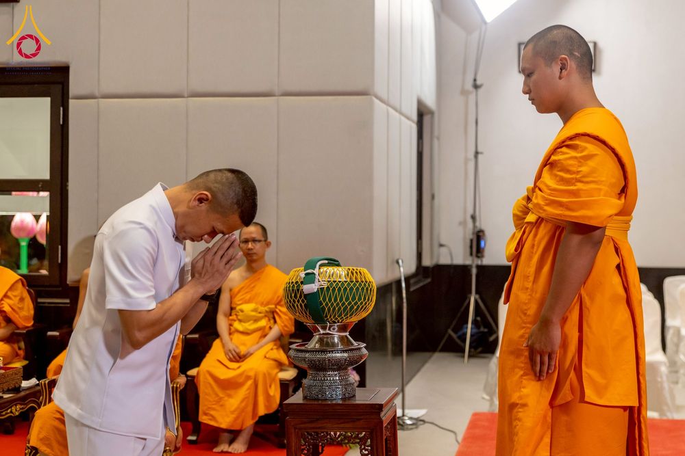 ภาพ No.231225:วันพฤหัสบดีที่ 3 กรกฏาคม พ.ศ. 2568 พิธีมุทิตาสักการะพระภิกษุนาคหลวง พระมหาพนาวัฒน์ ธมฺมนฺตคามี (จันทร์เผือก) เปรียญธรรม ๙ ประโยค ณ วัดพระธรรมกาย ปทุมธานี