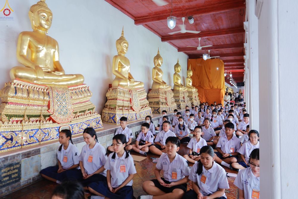 ภาพ No.288946:วันพุธที่ 17 ธันวาคม พ.ศ.2568 กิจกรรมเยาวชนไทยรวมใจทำความดี "เด็กดีมหานคร ต้นแบบด้านศีลธรรม" แข่งขันสอบตอบปัญหาศีลธรรมในพระพุทธศาสนา ครั้งที่ 7 และวันรวมพลังเด็กดี V-Star ประจำปี 2568 ณ วัดมหาธาตุยุวราชรังสฤษฎิ์ราชวรมหาวิหาร กรุงเทพมหานคร