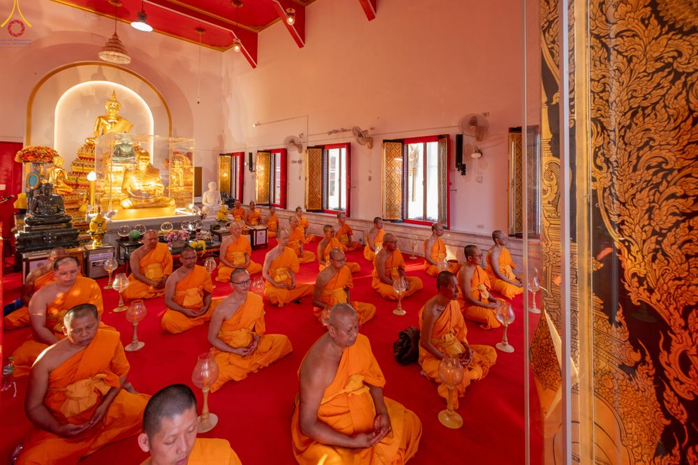 ภาพ No.293889:วันที่ 14 มกราคม พ.ศ. 2569 พิธีจุดประทีปถวายเป็นพุทธบูชา และบูชาธรรมมหาปูชนียาจารย์  ณ วัดสองพี่น้อง ต.ต้นตาล อ.สองพี่น้อง จ.สุพรรณบุรี ในโครงการธรรมยาตรา กตัญญูบูชา มหาปูชนียาจารย์ พระมงคลเทพมุนี(สด จนฺทสโร) พระผู้ปราบมาร อนุสรณ์สถาน 7 แห่ง ปีที่ 14