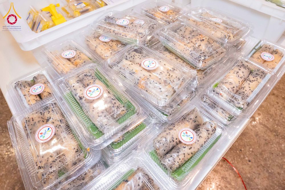 ภาพ No.307006:วันที่ 31 มกราคม พ.ศ. 2569 พิธีถวายภัตตาหารเป็นสังฆทาน แด่พระธรรมยาตรา ณ วัดพระธรรมกาย  จังหวัดปทุมธานี ในโครงการธรรมยาตรา กตัญญูบูชา มหาปูชนียาจารย์ พระมงคลเทพมุนี(สด จนฺทสโร) พระผู้ปราบมาร อนุสรณ์สถาน 7 แห่ง ปีที่ 14