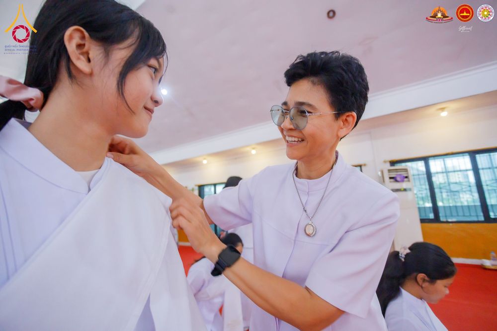 ภาพ No.284568:วันพุธที่ 17  ธันวาคม พ.ศ.2568  พิธีบวชอุบาสิกาแก้ว อินโดนีเซีย ณ ประเทศอินโดนีเซีย