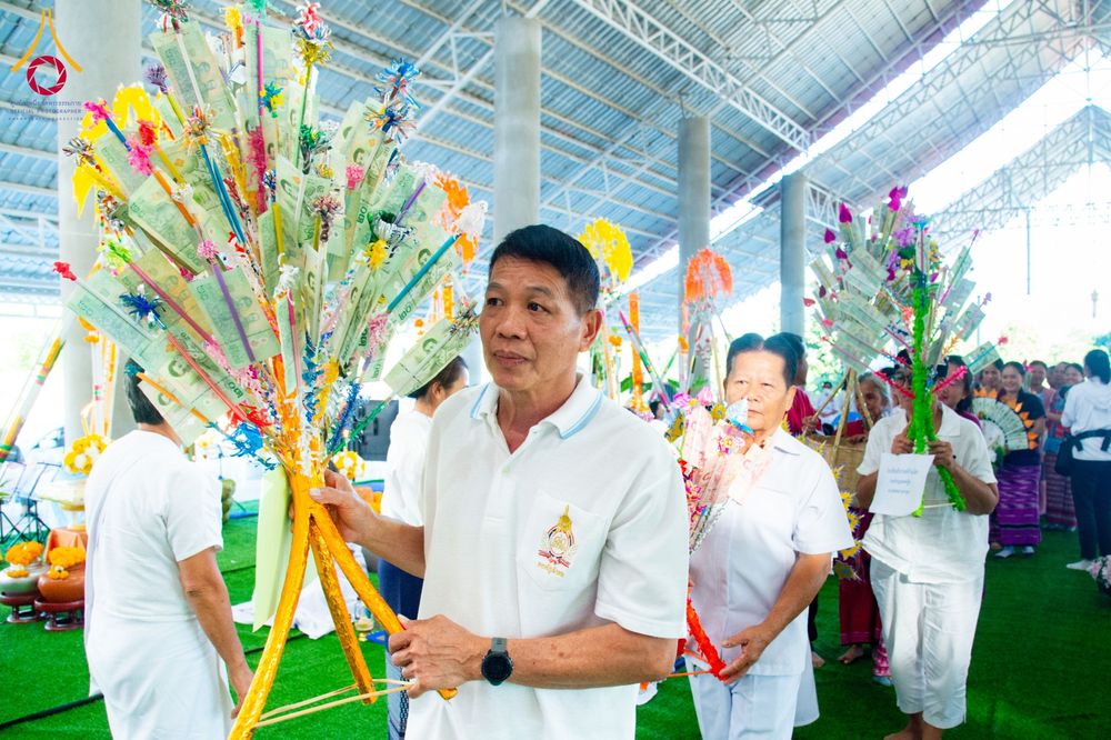 ภาพ No.179350:พิธีทอดกฐิน ณ ธุดงคสถานลำพูน อำเภอบ้านโฮ่ง จังหวัดลำพูน ในโครงการกฐินสามัคคีทั่วไทย 30,000 วัด บูชาธรรม 80 ปี หลวงพ่อธัมมชโย โดยคณะศิษยานุศิษย์วัดพระธรรมกาย วันที่ 15 พฤศจิกายน พ.ศ. 2567