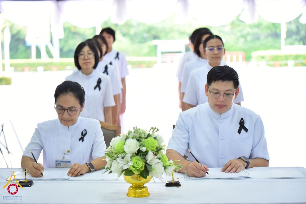 ภาพ No.267566:วันที่ 7 พฤศจิกายน พ.ศ. 2568 พสกนิกรอำเภอคลองหลวง รวมใจบำเพ็ญกุศลปัณรสมวาร (15 วัน) อุทิศถวายเป็นพระราชกุศลแด่ “สมเด็จพระพันปีหลวง” ณ วัดพระธรรมกาย