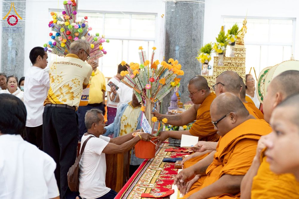 ภาพ No.251408:วันที่ 11 ตุลาคม พ.ศ. 2568 พิธีทอดกฐินสามัคคีทั่วไทย 30,000 วัด โดยคณะศิษยานุศิษย์ บูชาธรรม 81 ปี หลวงพ่อธัมมชโย ณ วัดท่ามะยม นครราชสีมา