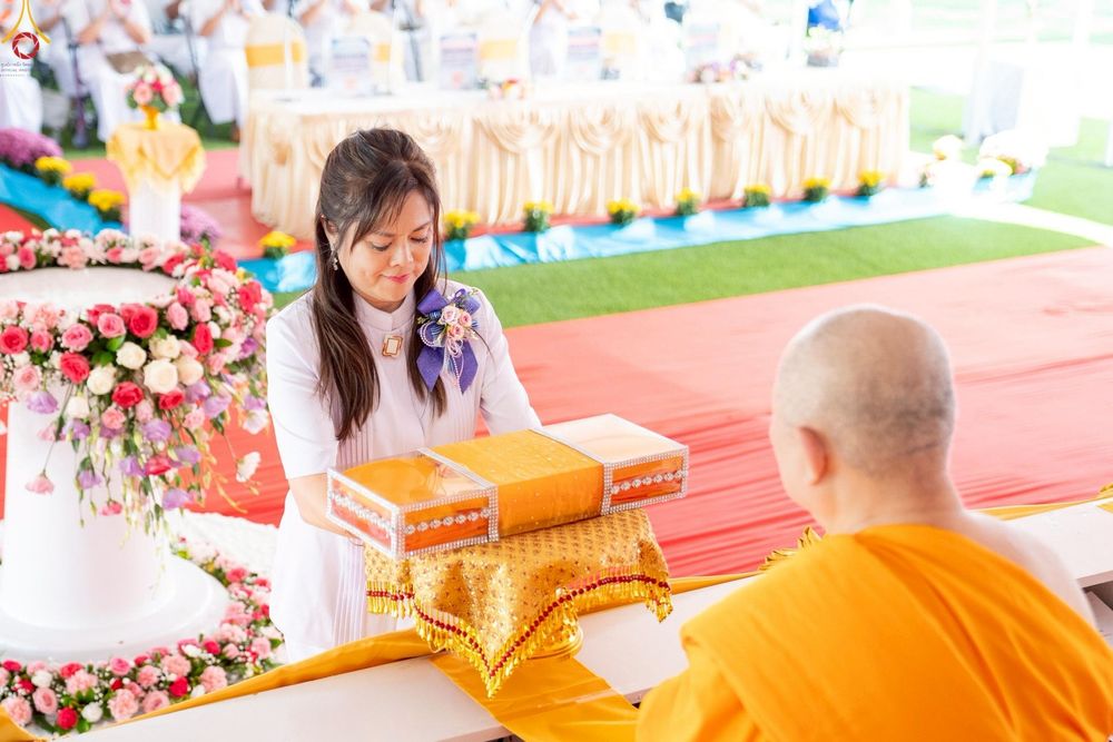 ภาพ No.259317:วันอาทิตย์ที่ 12 ตุลาคม พ.ศ. 2568 พิธีทอดกฐินบรมจักรพรรดิ สร้างอุโบสถ 82 ปี บูชาธรรมหลวงพ่อธัมมชโย ณ วัดพระธรรมกายแคลิฟอร์เนีย ประเทศสหรัฐอเมริกา 