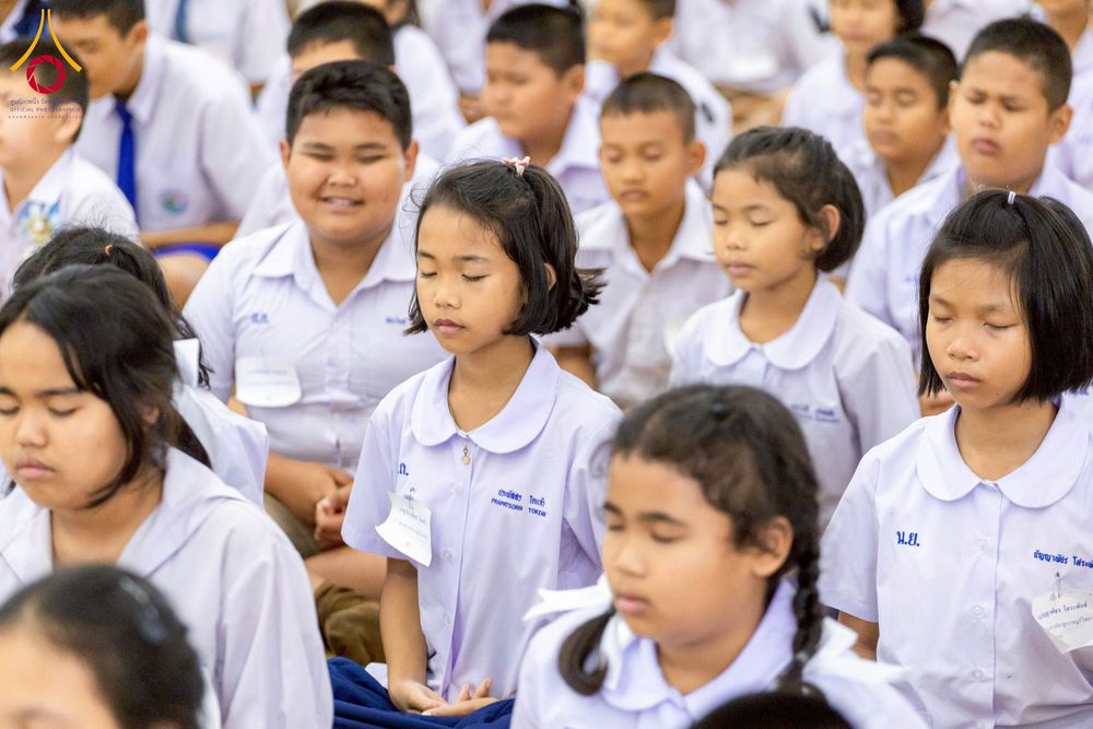 ภาพ No.272450:วันที่ 19 พฤศจิกายน พ.ศ. 2568 รวมพลังเด็กดี V-Star ผู้นำฟื้นฟูศีลธรรมโลก ประจำปี 2568 จังหวัดจันทบุรี