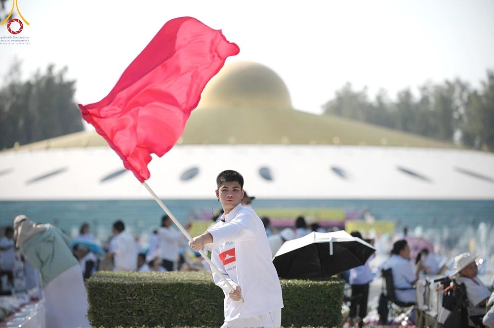 ภาพ No.208087:V.55 สารพัดV สารพัดดี ที่วัดพระธรรมกาย ในโครงการธรรมยาตรา กตัญญูบูชา มหาปูชนียาจารย์ พระมงคลเทพมุนี (สด จนฺทสโร) พระผู้ปราบมาร อนุสรณ์สถาน 7 แห่ง ปีที่ 13 ระหว่างวันที่ 2-31 มกราคม พ.ศ. 2568
