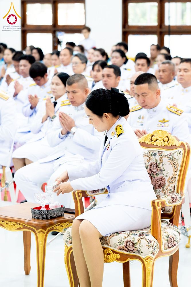 ภาพ No.237644:พิธีเจริญพระพุทธมนต์ ปฏิบัติธรรมเจริญสมาธิภาวนา และทำบุญตักบาตร ถวายพระราชกุศล เนื่องในโอกาสวันเฉลิมพระชนมพรรษา สมเด็จพระนางเจ้าสิริกิติ์ พระบรมราชินีนาถ พระบรมราชชนนีพันปีหลวง วันอังคารที่ 12 สิงหาคม พ.ศ. 2568  ณ อาคารปลูกศรัทธา 2 วัดพระธรรมกาย 