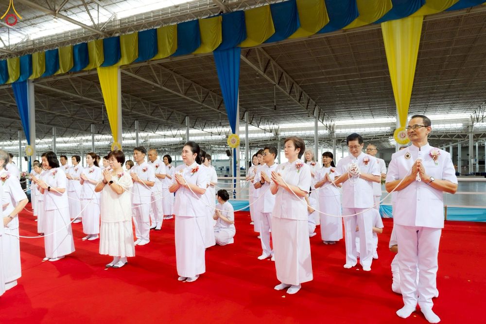 ภาพ No.240207:วันอาทิตย์ที่ 24 สิงหาคม พ.ศ. 2568 งานบุญวันอาทิตย์ พิธีจุดเทียนใจ ไฟนิรันด์ อนันตชัย ณ วัดพระธรรมกาย จ.ปทุมธานี