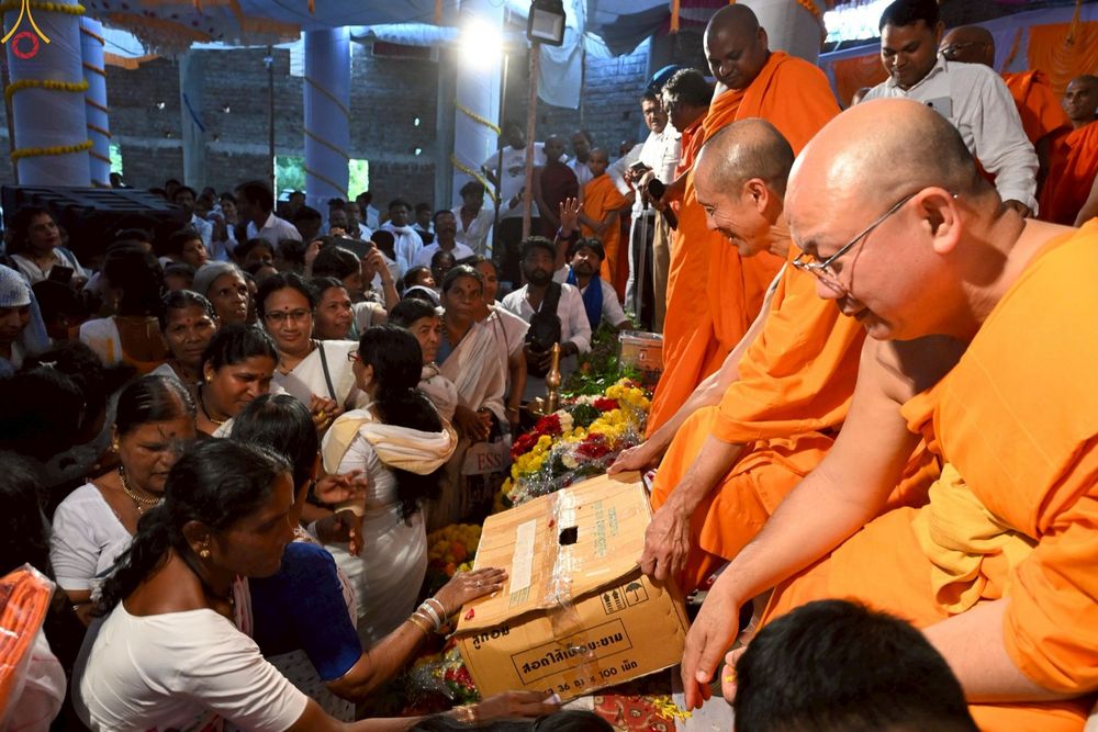 ภาพ No.263369:วันที่ 16 ตุลาคม พ.ศ. 2568 กฐินสมทบหลวงพ่อ ธัมมชโย ถวายแด่ วัดพุทธตรีรัตนะ วิหาร , เมือง ดร อัมเบ็ดการ์ นาการ์ นันเดท  รัฐมหาราษฎร์  ประเทศอินเดีย 