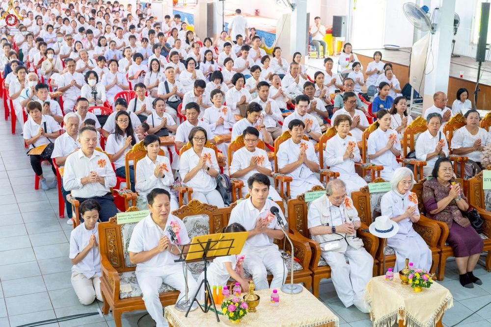 ภาพ No.286064:วันที่ 11 ตุลาคม พ.ศ. 2568 พิธีทอดกฐินสามัคคีทั่วไทย 30,000 วัด โดยคณะศิษยานุศิษย์ บูชาธรรม 81 ปี หลวงพ่อธัมมชโย ณ วัดโบสถ์บน ต.บางคูเวียง อ.บางกรวย จ.นนทบุรี