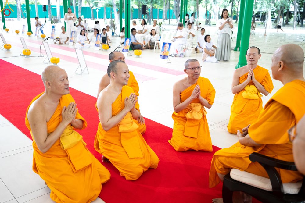 ภาพ No.338811:วันที่ 11 กรกฎาคม พศ.2569 พิธีบรรพชาอุปสมบท โครงการอุปสมบทหมู่ธรรมทายาทนานาชาติ  IDOP รุ่นที่ 21 (ภาษาจีน)  จากประเทศจีน มาเลเซีย สิงคโปร์ และไต้หวัน , โครงการบรรพชาสามเณรโรงเรียนนานาชาติ รุ่นที่ 15