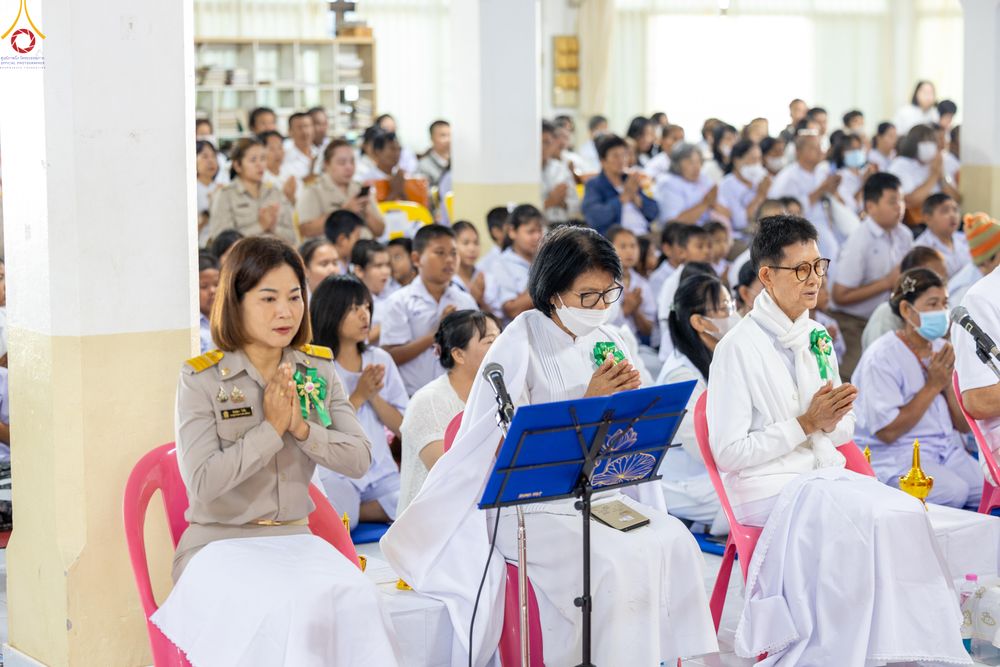 ภาพ No.293151:วันที่ 12 มกราคม พ.ศ. 2569 พิธีทอดผ้าป่าทำนุบำรุงศาสนสถาน ณ วัดไผ่โรงวัว ต.บางตาเถร อ.สองพี่น้อง จ.สุพรรณบุรี ในโครงการธรรมยาตรา กตัญญูบูชา มหาปูชนียาจารย์ พระมงคลเทพมุนี(สด จนฺทสโร) พระผู้ปราบมาร อนุสรณ์สถาน 7 แห่ง ปีที่ 14