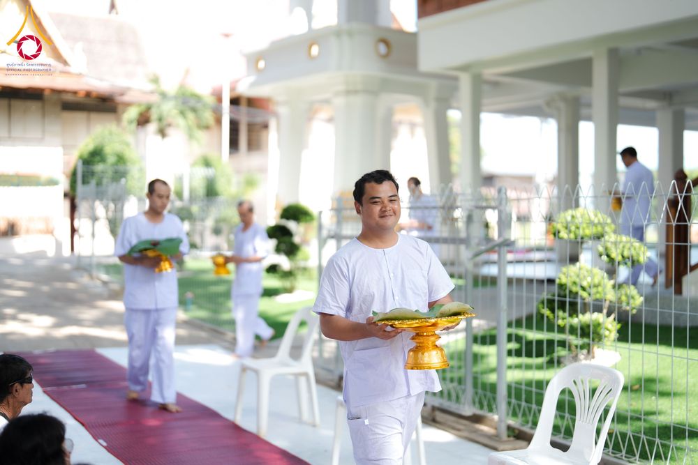 ภาพ No.341208:วันอาทิตย์ที่ 26 กรกฎาคม พ.ศ. 2569 ​โครงการอุปสมบทหมู่บูชาธรรมมหาปูชนียาจารย์ รุ่นที่ ๑ วัดกลางธนรินทร์ ต.บ้านแป้ง อ.พรหมบุรี จ.สิงห์บุรี