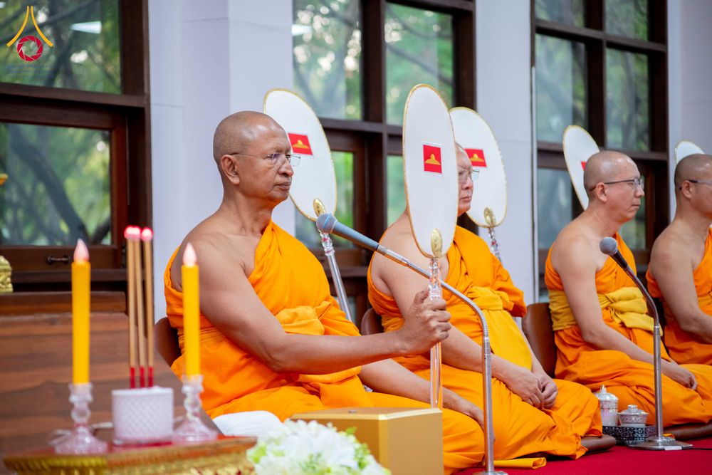 ภาพ No.314520:วันศุกร์ที่ 20 มีนาคม พ.ศ. 2569 พิธีบำเพ็ญกุศล คุณพ่อณรงค์ จินตมากุล โยมบิดา พระครูปลัดรัตนวีรวัฒน์ (รังสฤษดิ์ อิทฺธิจินตโก) ที่ปรึกษาเจ้าคณะจังหวัดปทุมธานี เจ้าอาวาสวัดพระธรรมกาย  ณ ห้องปลูกศรัทธา 2 วัดพระธรรมกาย ปทุมธานี