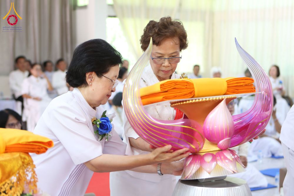 ภาพ No.340908:วันเสาร์ที่ 25 กรกฏาคม พ.ศ.2569 พิธีทอดผ้าป่าสามัคคี ปฐมฤกษ์ เปิดป้ายตั้งองค์ประธาน ณ ศูนย์ธรรมอุทยานสุขสดใส อ.จอมทอง จ.เชียงใหม่