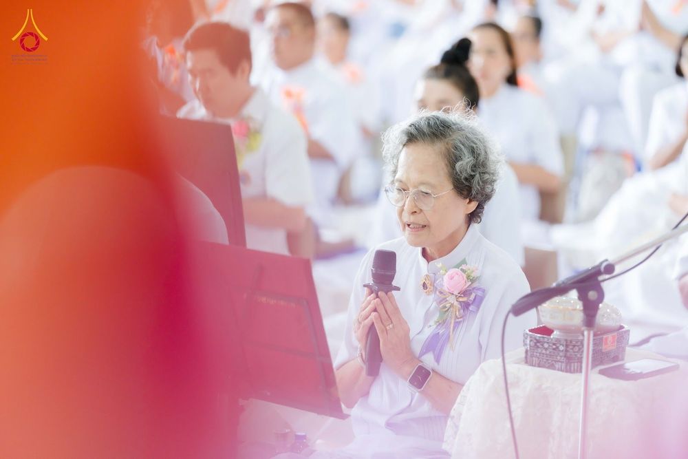 ภาพ No.346519:วันอาทิตย์ที่ 30 สิงหาคม พ.ศ.2569 พิธีทอดผ้าป่า สวดธรรมจักรกัปปวัตนสูตรกลั่นแผ่นดินโปรยรัตนชาติ  สถาปนาองค์พระเจดีย์เพื่อสร้างสันติภาพโลก  ณ ศูนย์ปฏิบัติธรรมพนมสารคาม (เพชรตะวัน) จังหวัดฉะเชิงเทรา