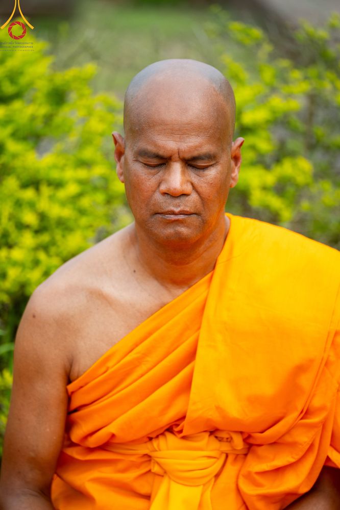 ภาพ No.314639:วันที่ 20 มีนาคม พ.ศ. 2569 พระอาจารย์ แนะนำการปฏิบัติธรรมให้แก่สามเณร  โครงการบรรพชาสามเณร 500 รูป เนปาล ณ วิหารมายาเทวี ประเทศเนปาล