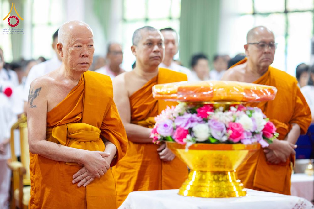 ภาพ No.298762:วันที่ 20 มกราคม พ.ศ. 2569 พิธีทอดผ้าป่าทำนุบำรุงศาสนสถาน ณ วัดไร่ขิง อ.สามพราน จ.นครปฐม ในโครงการธรรมยาตรา กตัญญูบูชา มหาปูชนียาจารย์ พระมงคลเทพมุนี(สด จนฺทสโร) พระผู้ปราบมาร อนุสรณ์สถาน 7 แห่ง ปีที่ 14