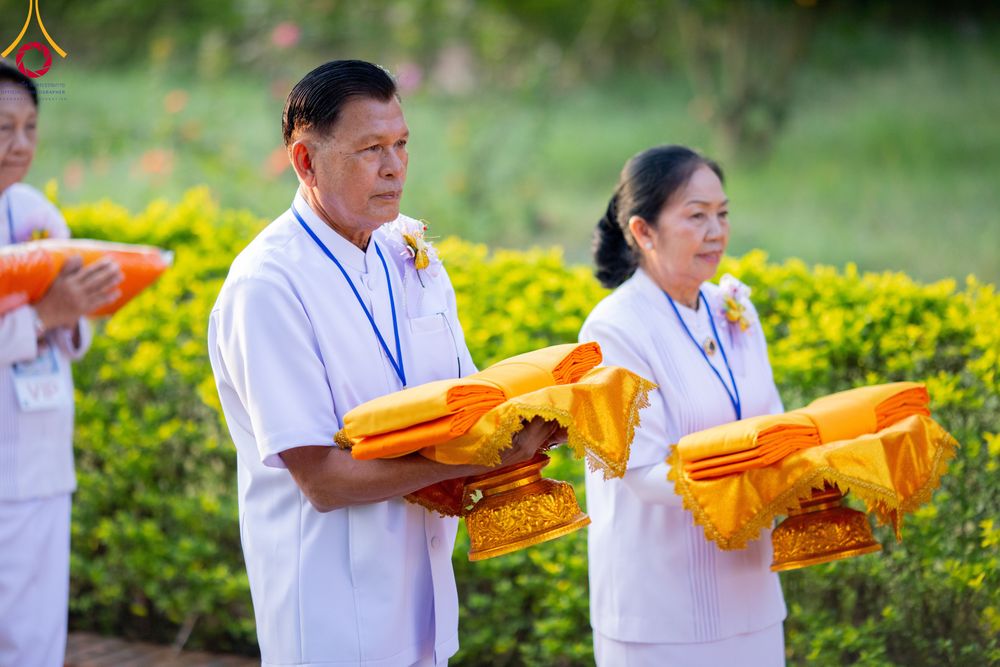 ภาพ No.314066:วันจันทร์ที่ 16 มีนาคม พ.ศ. 2569 พิธีเวียนเทียนประทักษิณ และพิธีบรรพชาสามเณร 500 รูป ณ วิหารมายาเทวี ประเทศเนปาล