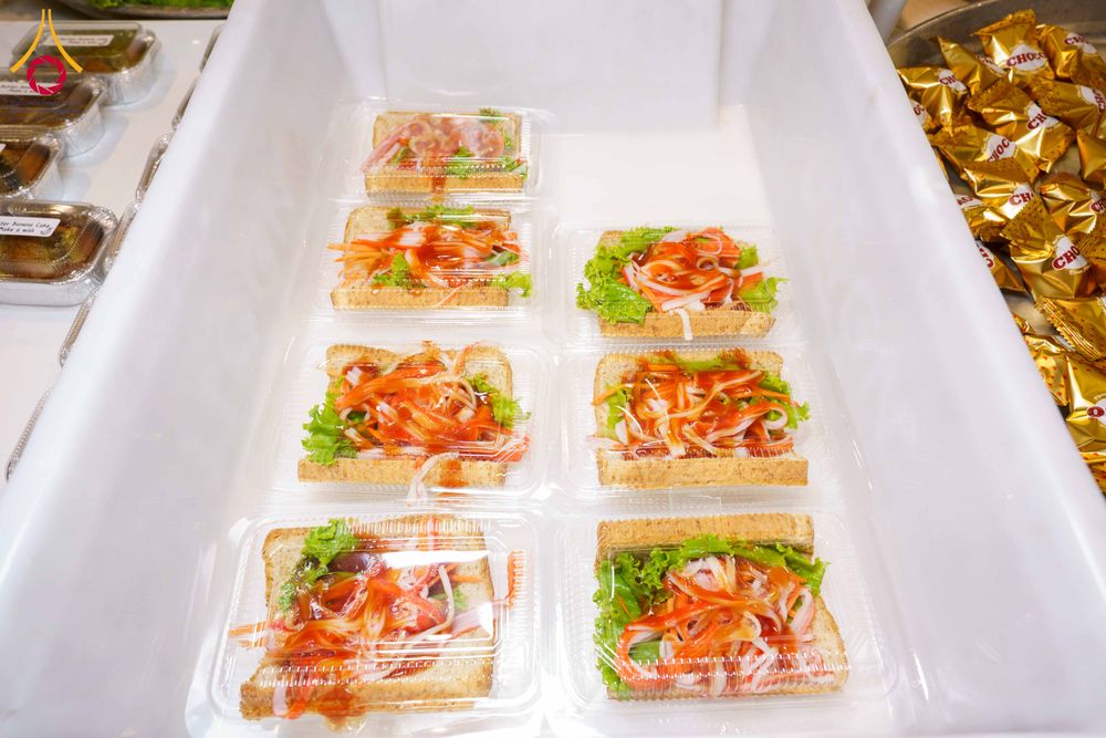 ภาพ No.303166:วันที่ 26 มกราคม พ.ศ. 2569 พิธีถวายภัตตาหารเป็นสังฆทาน แด่พระธรรมยาตรา ณ วัดพระธรรมกาย  จังหวัดปทุมธานี ในโครงการธรรมยาตรา กตัญญูบูชา มหาปูชนียาจารย์ พระมงคลเทพมุนี(สด จนฺทสโร) พระผู้ปราบมาร อนุสรณ์สถาน 7 แห่ง ปีที่ 14