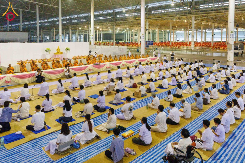 ภาพ No.306224:วันที่ 30 มกราคม พ.ศ. 2569 พิธีถวายภัตตาหารเป็นสังฆทาน แด่พระธรรมยาตรา ณ วัดพระธรรมกาย  จังหวัดปทุมธานี ในโครงการธรรมยาตรา กตัญญูบูชา มหาปูชนียาจารย์ พระมงคลเทพมุนี(สด จนฺทสโร) พระผู้ปราบมาร อนุสรณ์สถาน 7 แห่ง ปีที่ 14