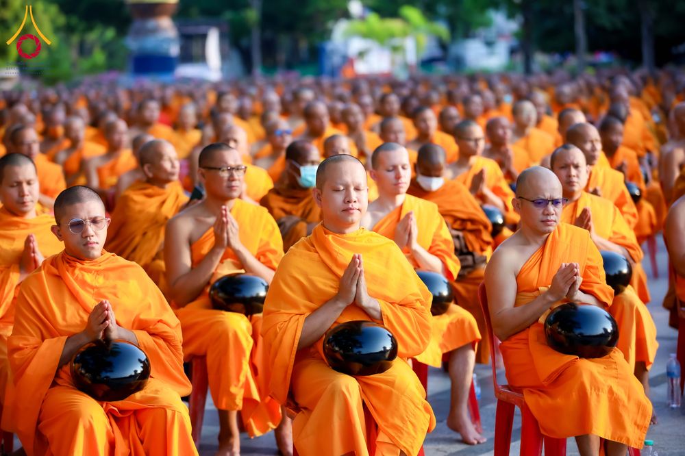 ภาพ No.312800:วันอาทิตย์ที่ 8 มีนาคม พ.ศ.2569 ทำบุญเมืองนครราชสีมา 558 ปี ตักบาตรพระ 10,000 รูป (ภาพชุดที่ 2)