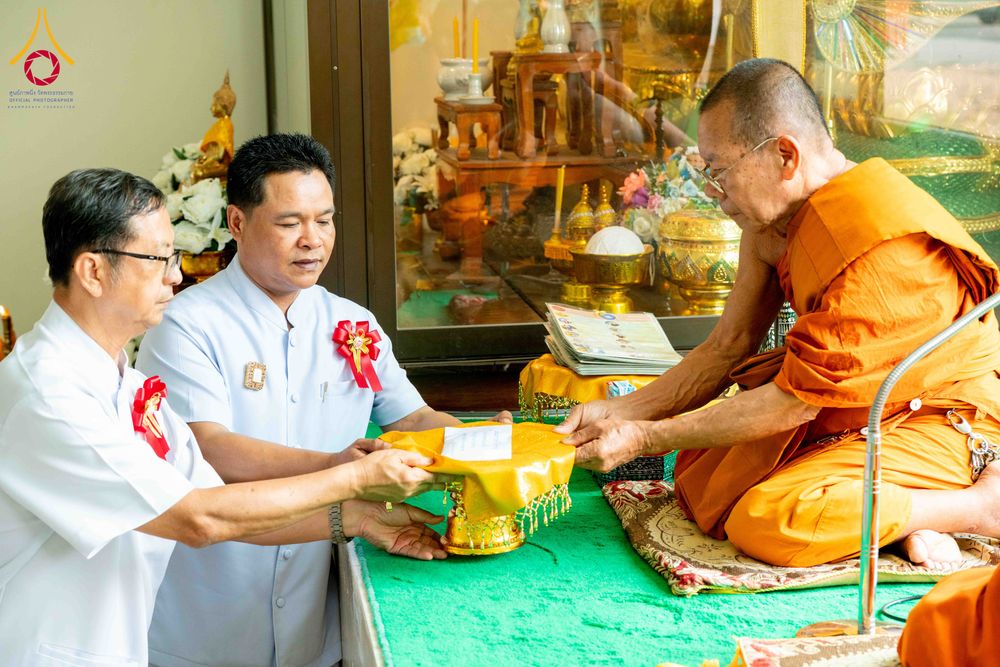 ภาพ No.300774:วันที่ 22 มกราคม พ.ศ. 2569 พิธีทอดผ้าป่าทำนุบำรุงศาสนสถาน ณ วัดบางช้างใต้ อ.สามพราน จ.นครปฐม ในโครงการธรรมยาตรา กตัญญูบูชา มหาปูชนียาจารย์ พระมงคลเทพมุนี(สด จนฺทสโร) พระผู้ปราบมาร อนุสรณ์สถาน 7 แห่ง ปีที่ 14